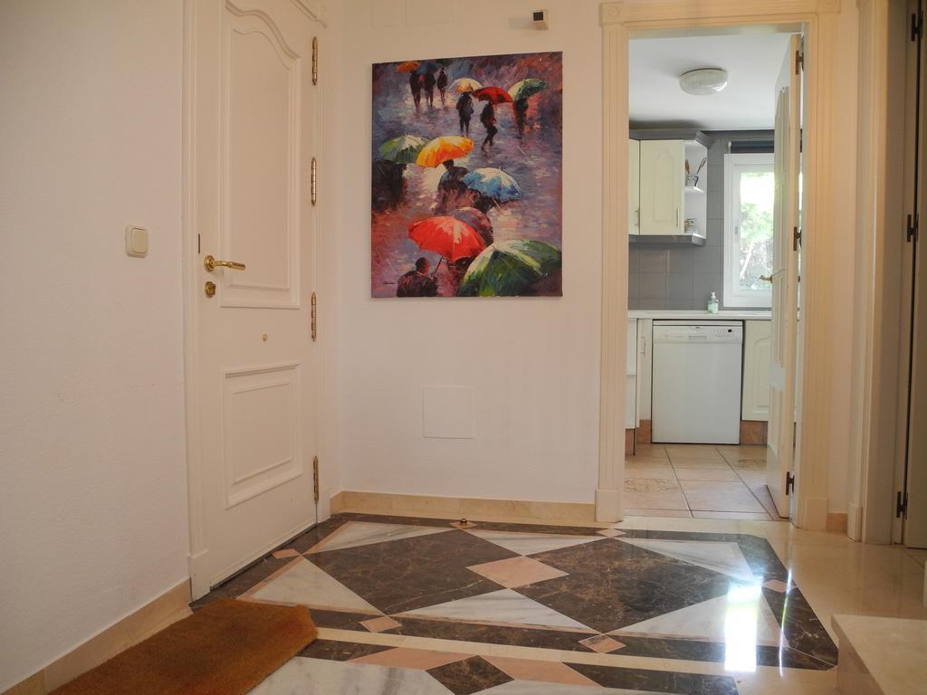 Dominion Apartments Estepona Bagian luar foto